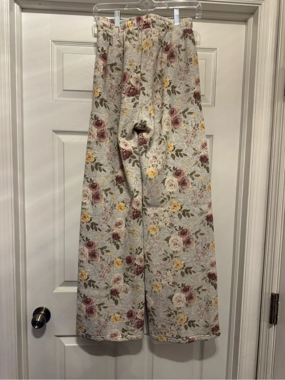 Abercrombie & Fitch High Rise Wide Leg Sweatpant